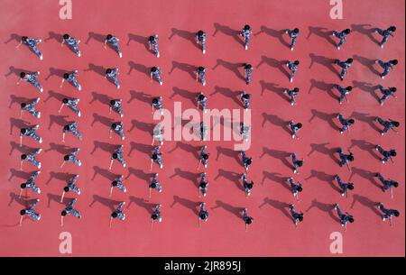 HANDAN, CHINA - AUGUST 21, 2022 - An aerial photo shows Senior one student students taking part in military training in Handan, Hebei Province, China, Stock Photo