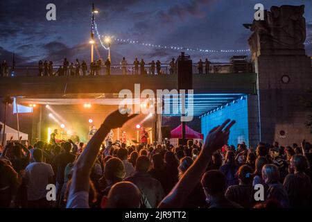 Rouen (northern France): concert on the occasion of the ÒFete du fleuveÓ (River Festival) near the Boieldieu Bridge, on the left bank of the River Sei Stock Photo