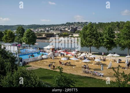 Rouen (Normandy, northern France): 12th edition of the summer event ÒRouen sur MerÓ on the left bank of the River Seine Stock Photo