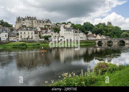 Saint-Aignan-sur-Cher (north central France): overview of the River Cher, the town and the chateau (castle)
