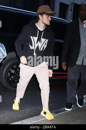 Los Angeles, Ca. 22nd Aug, 2022. Robert Aramayo arriving at The Lord of the Rings: The Rings of Power press tour in New York City on August 22, 2022 Credit: Rw/Media Punch/Alamy Live News Stock Photo