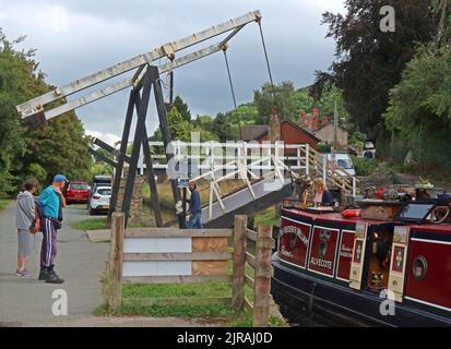 The Frederick William CR 47756 traditional barge at open Bascule bridge, Vale of Llangollen, Trevor, Llangollen, Wales, UK,  LL20 7TP Stock Photo