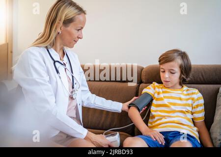 Blood pressure: Taking your child's blood pressure at home