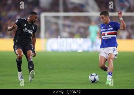 Genoa, Italy. 22nd Aug, 2022. Gleison Bremer of Juventus closes in on Filip Djuricic of UC Sampdoria during the Serie A match at Luigi Ferraris, Genoa. Picture credit should read: Jonathan Moscrop/Sportimage Credit: Sportimage/Alamy Live News Stock Photo