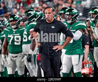 East Rutherford, New Jersey, USA. August 23, 2022, East Rutherford, New Jersey, USA: New York Jets head coach Robert Saleh during a NFL pre-season game at MetLife Stadium in East Rutherford, New Jersey. Jets defeated the Falcons 24-16. Duncan Williams/CSM Credit: Cal Sport Media/Alamy Live News Stock Photo