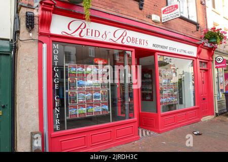 Holywell, Flintshire, UK: Aug 14, 2022: Reid and Roberts estate agency is an independent small business on the High Street Stock Photo