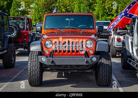 Pigeon Forge, TN - August 25, 2017: Modified Jeep Wrangler Sport JK Hardtop at a local enthusiast rally. Stock Photo