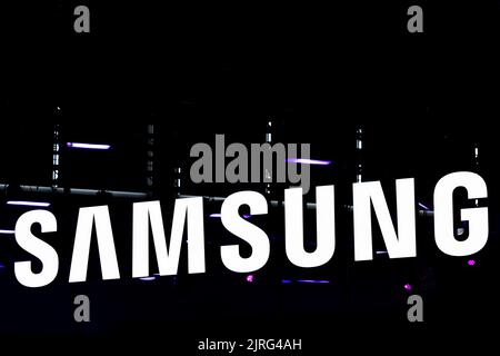 Cologne, Germany. 24th Aug, 2022. The Samsung logo at Gamescom. After two editions without an audience, the video game trade show Gamescom in Cologne has started again with visitors. Credit: Rolf Vennenbernd/dpa/Alamy Live News Stock Photo