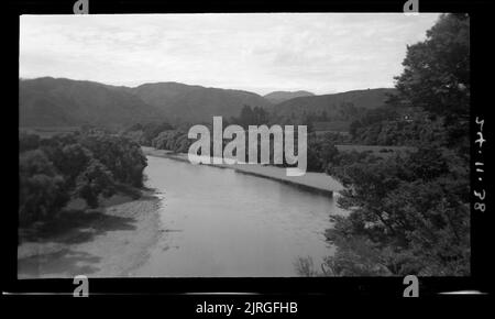 Horowhenua Geological and Tararua Range, 24 November 1938, by Leslie ...