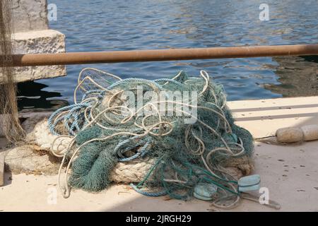 Fibers woven in a grid like structure hi-res stock photography and images -  Alamy