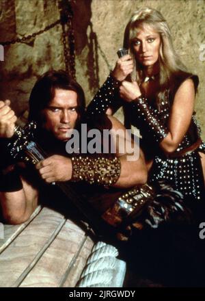 CONAN THE BARBARIAN, l-r: Arnold Schwarzenegger, Sandahl Bergman on