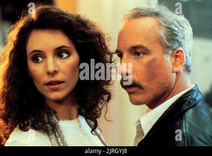 RICHARD DREYFUSS, MADELEINE STOWE, STAKEOUT, 1987 Stock Photo - Alamy