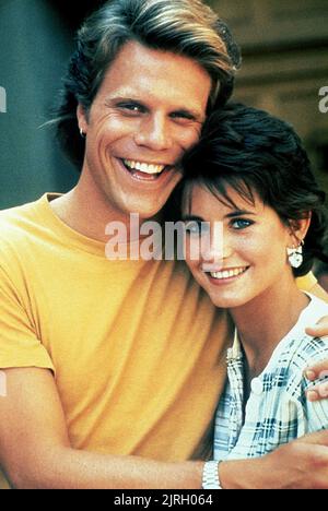 MARK THOMAS MILLER, COURTENEY COX, MISFITS OF SCIENCE, 1985 Stock Photo