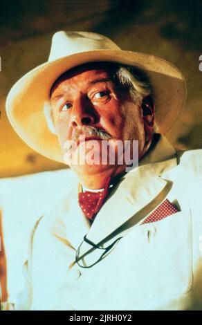 PETER USTINOV, APPOINTMENT WITH DEATH, 1988 Stock Photo