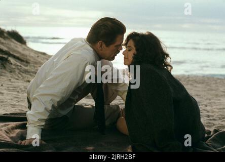 NICK NOLTE, DEBRA WINGER, CANNERY ROW, 1982 Stock Photo