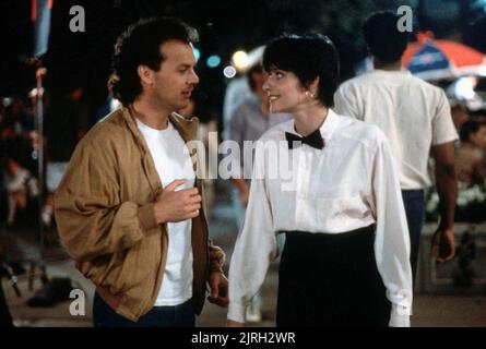 MICHAEL KEATON, LORRAINE BRACCO, THE DREAM TEAM, 1989 Stock Photo