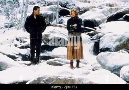 KURT RUSSELL, KELLY MCGILLIS, WINTER PEOPLE, 1989 Stock Photo