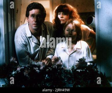 TIMOTHY BOTTOMS, LARAINE NEWMAN, HUNTER CARSON, INVADERS FROM MARS, 1986 Stock Photo