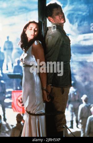 KAREN ALLEN, HARRISON FORD, RAIDERS OF THE LOST ARK, 1981 Stock Photo