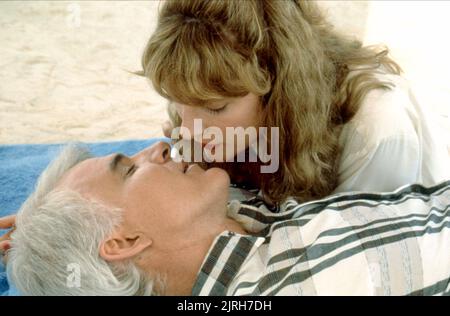 STEVE MARTIN, GLENNE HEADLY, DIRTY ROTTEN SCOUNDRELS, 1988 Stock Photo