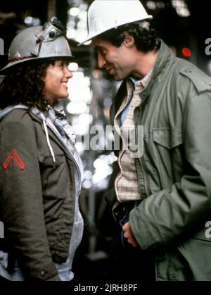 JENNIFER BEALS, MICHAEL NOURI, FLASHDANCE, 1983 Stock Photo