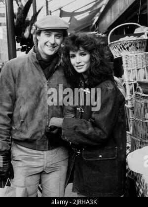 JACLYN SMITH, DAVID DUKES, SENTIMENTAL JOURNEY, 1984 Stock Photo