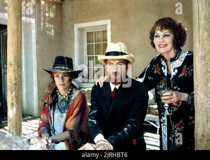 JANET SUZMAN, IAN MCKELLEN, AVA GARDNER, PRIEST OF LOVE, 1981 Stock Photo