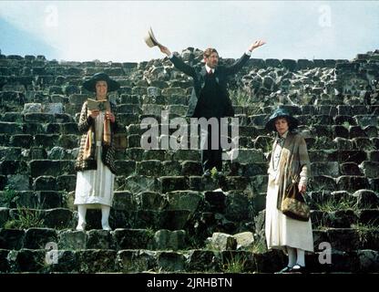 PENELOPE KEITH, IAN MCKELLEN, JANET SUZMAN, PRIEST OF LOVE, 1981 Stock Photo