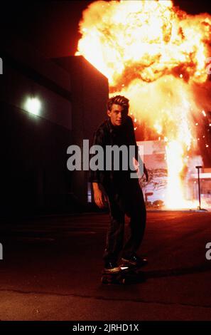 CHRISTIAN SLATER, GLEAMING THE CUBE, 1989 Stock Photo