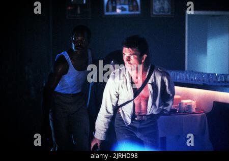 DANNY GLOVER, TRACI WOLFE, MEL GIBSON, LETHAL WEAPON, 1987 Stock Photo