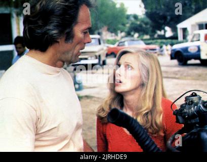 CLINT EASTWOOD, SONDRA LOCKE, ANY WHICH WAY YOU CAN, 1980 Stock Photo