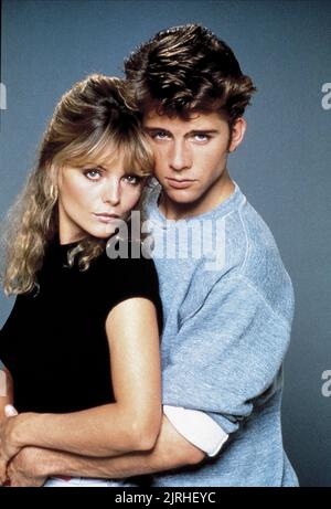 MICHELLE PFEIFFER, MAXWELL CAULFIELD, GREASE 2, 1982 Stock Photo