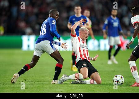 Rangers' Glen Kamara (left) and PSV Eindhoven's Philipp Max battle for the ball during the UEFA Champions League qualifying match at PSV Stadion, Eindhoven. Picture date: Wednesday August 24, 2022. Stock Photo