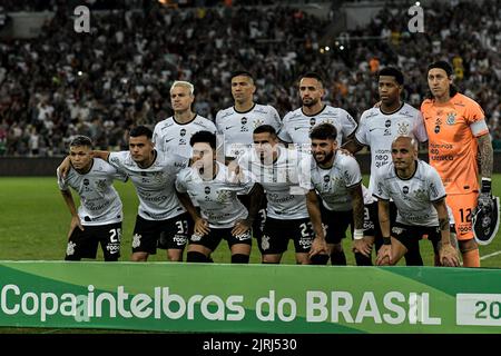 Rio De Janeiro, Brazil. 24th Aug, 2022. RJ - Rio de Janeiro - 08/24/2022 - 2022 BRAZILIAN CUP, FLUMINENSE X CORINTHIANS - Corinthians players pose for a photo before the match against Fluminense at the Maracana stadium for the 2022 Copa do Brasil championship. Photo: Thiago Ribeiro/AGIF/Sipa USA Credit: Sipa USA/Alamy Live News Stock Photo