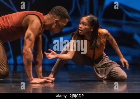 Edinburgh, UK. 25th Aug, 2022. The Jungle Book is reimagined by Akram Khan Company. Ten international dancers perform to an original score, enhanced by state-of-the-art animations and visuals at the Festival Theatre as part of Edinburgh International Festival from 25-28th August. Alamy Live News/Tom Duffin. Stock Photo