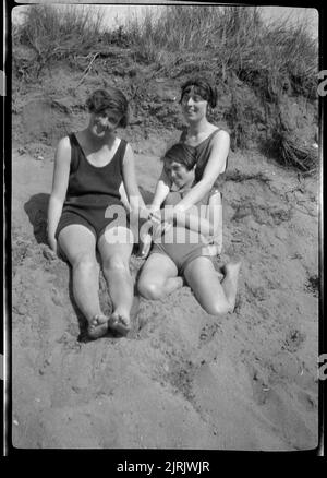 [Women at the beach], 1920s to 1930s, by Roland Searle. Stock Photo