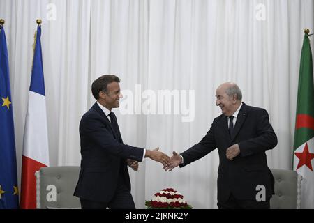 Algiers, Algeria. 25th Aug, 2022. French President Emmanuel Macron ...