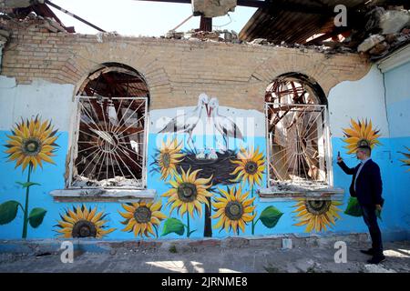 KYIV REGION, UKRAINE - AUGUST 24, 2022 - Central Palace of Culture of Irpin damaged during shelling by the russian troops, Irpin, Kyiv Region, north-central Ukraine. Stock Photo