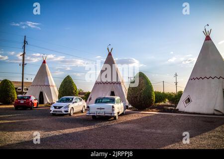 A tourist wigwam tent with a view of the town in Holbrook, Arizona Stock Photo