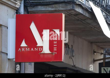 Soldes armand best sale thiery 2020