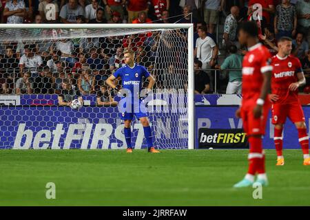 Antwerp's goalkeeper Jean Butez looks dejected during a soccer game between Belgian Royal Antwerp FC and Turkish Istanbul Basaksehir FK, Thursday 25 August 2022 in Antwerp, the return game of the play-off for the UEFA Conference League competition. BELGA PHOTO DAVID PINTENS Stock Photo