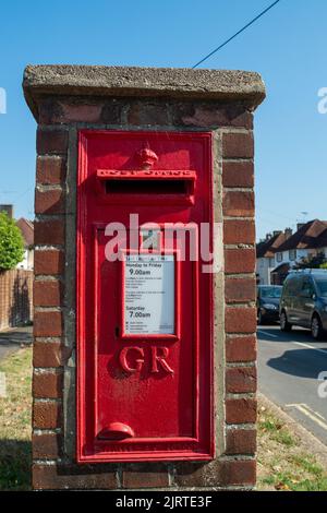 Eton, Windsor, Berkshire, UK. 26th August, 2022. A post box in Eton, Windsor. Over 115,000 Royal Mail postal workers are on strike today over pay and stoppages. Mail is not being collected today and three further strike days are planned. Credit: Maureen McLean/Alamy Live News Stock Photo