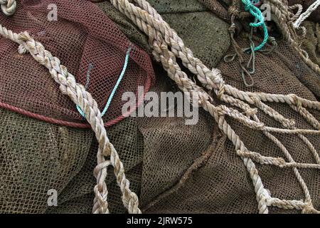 Vintage ropes and nets used in fishing a long time ago Stock Photo - Alamy