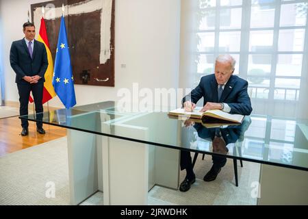 President Joe Biden signs a guest book for President Pedro Sánchez of Spain, Tuesday, June 28, 2022, at the Palace of Moncloa in Madrid. (Official White House Photo by Adam Schultz) Stock Photo