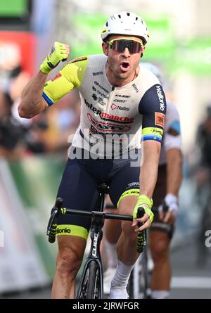 Marburg, Germany. 26th Aug, 2022. Cycling: Tour of Germany, Meiningen - Marburg (200.70 km), stage 2. Alexander Kristoff from Norway of Team Intermarche-Wanty-Gobert Materiaux cheers on his victory at the finish. Credit: Arne Dedert/dpa/Alamy Live News Stock Photo