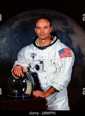USA - 1969 - Portrait of Michael Collins in his spacesuit. While Neil Armstrong and Buzz Aldrin descended in the Lunar Module (LM) 'Eagle' to explore Stock Photo