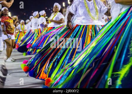 Baianas of the samba school União da Ilha, Marques de Sapucai, Rio de Janeiro, Brazil - January 23, 2019: baianas of the samba school União da Ilha du Stock Photo