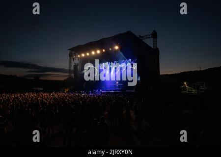 Thuin, Belgium. 26th Aug, 2022. Illustration picture taken during the first day of the Scene sur Sambre festival in Gozee, Thuin, Friday 26 August 2022. The festival is taking place from 26 to 28 August. BELGA PHOTO JULIETTE BRUYNSEELS Credit: Belga News Agency/Alamy Live News Stock Photo