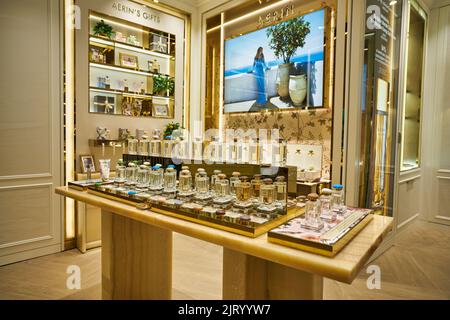 Aerin lauder centre hi res stock photography and images Alamy