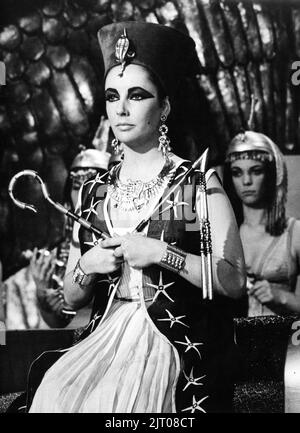 ELIZABETH TAYLOR Portrait as Cleopatra in costume designed by IRENE ...